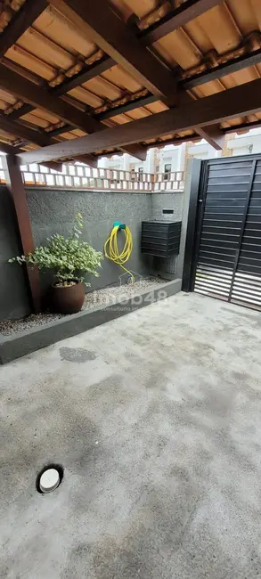 Foto 2 de Casa com 2 quartos à venda, 90m2 em Forquilhas, Sao Jose - SC