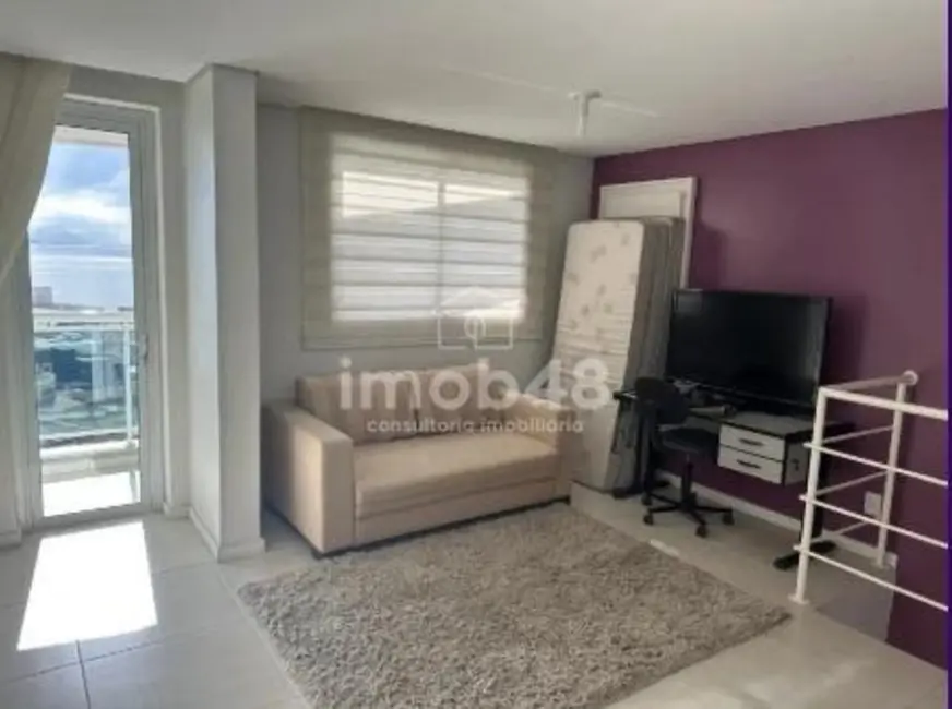 Casa com 1 quarto à venda, 100m2 em Barreiros, Sao Jose - SC - imagem 8 Foto 8 de Casa com 1 quarto à venda, 100m2 em Barreiros, Sao Jose - SC