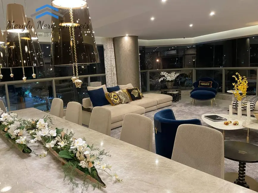 Apartamento com 3 quartos à venda, 220m2 em Moema, São Paulo - SP - imagem 4 Foto 4 de Apartamento com 3 quartos à venda, 220m2 em Moema, São Paulo - SP