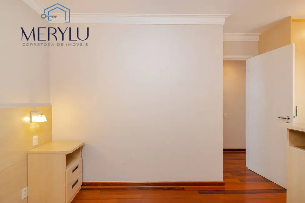 Apartamento com 3 quartos para alugar, 113m2 em Vila Mariana, São Paulo - SP - imagem 9 Foto 9 de Apartamento com 3 quartos para alugar, 113m2 em Vila Mariana, São Paulo - SP