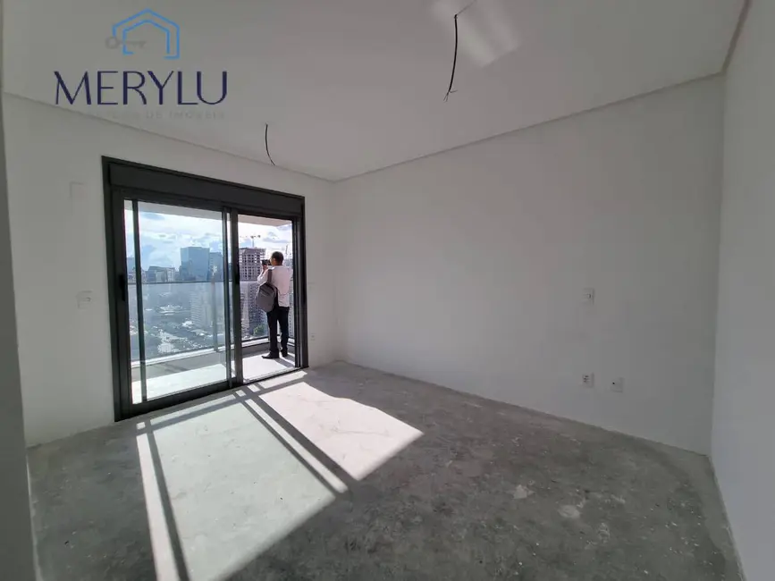 Foto 8 de Apartamento com 4 quartos à venda, 246m2 em Itaim Bibi, São Paulo - SP