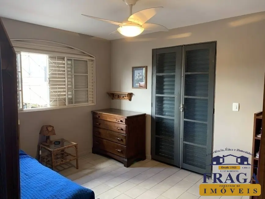 Sobrado com 4 quartos à venda, 250m2 em Jardim Nova Ipanema, Sorocaba - SP - imagem 3 Foto 3 de Sobrado com 4 quartos à venda, 250m2 em Jardim Nova Ipanema, Sorocaba - SP