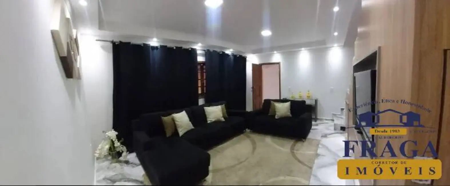 Foto 3 de Casa com 4 quartos à venda, 147m2 em Jardim Portal do Itavuvu, Sorocaba - SP