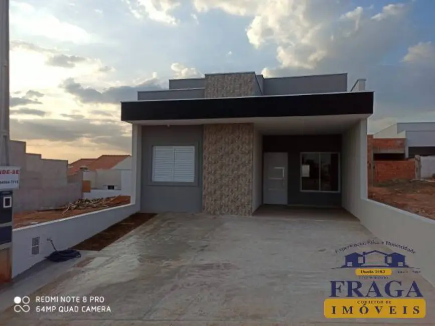 Foto 2 de Casa com 3 quartos à venda, 103m2 em Caguassu, Sorocaba - SP