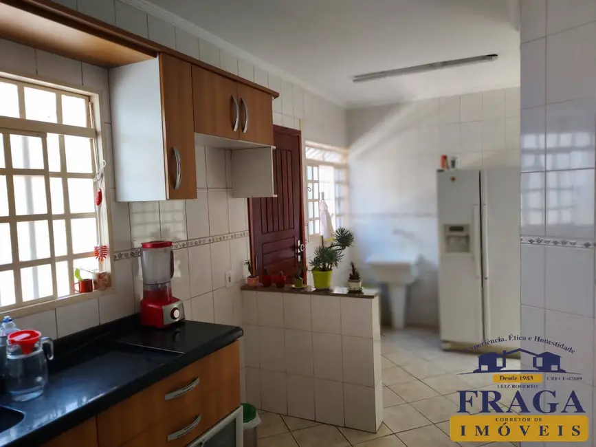 Foto 28 de Casa com 3 quartos à venda, 200m2 em Jardim Siriema, Sorocaba - SP