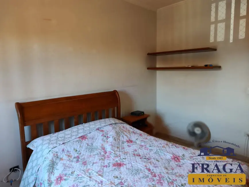 Casa com 3 quartos à venda, 200m2 em Jardim Siriema, Sorocaba - SP - imagem 9 Foto 9 de Casa com 3 quartos à venda, 200m2 em Jardim Siriema, Sorocaba - SP