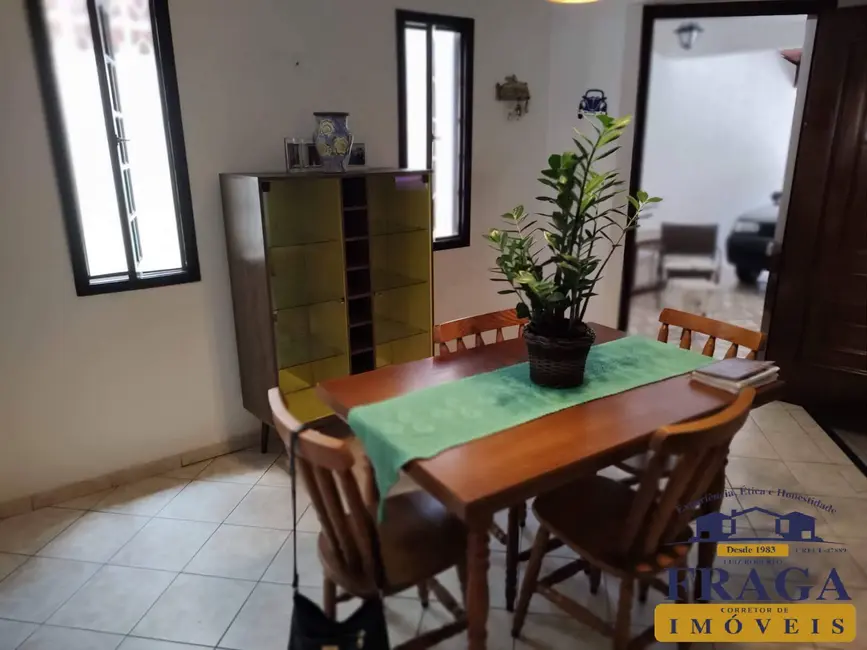 Casa com 3 quartos à venda, 200m2 em Jardim Siriema, Sorocaba - SP - imagem 3 Foto 3 de Casa com 3 quartos à venda, 200m2 em Jardim Siriema, Sorocaba - SP
