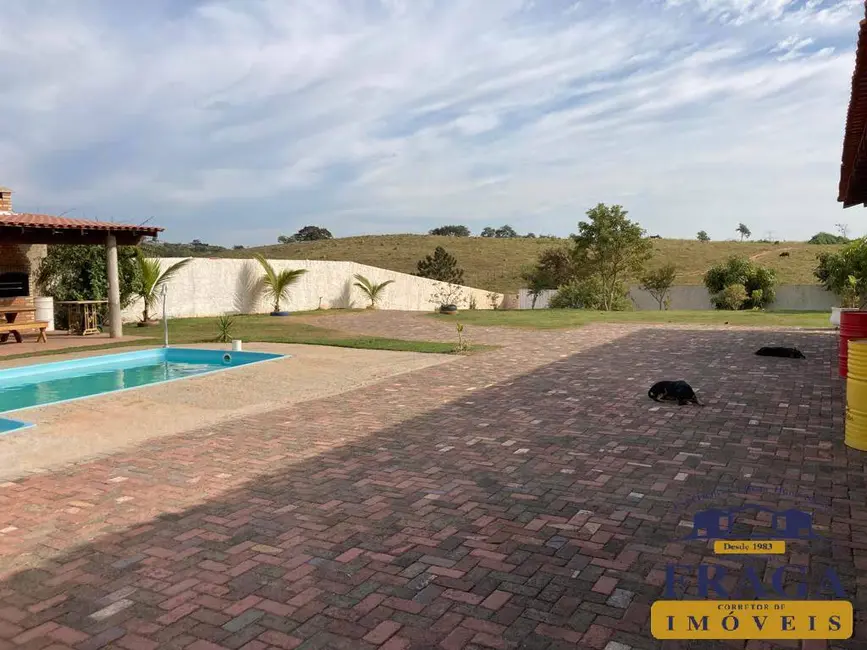 Chácara com 2 quartos à venda, 333m2 em Brigadeiro Tobias, Sorocaba - SP - imagem 3 Foto 3 de Chácara com 2 quartos à venda, 333m2 em Brigadeiro Tobias, Sorocaba - SP