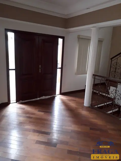 Casa com 3 quartos à venda, 320m2 em Jardim Ibiti do Paço, Sorocaba - SP - imagem 3 Foto 3 de Casa com 3 quartos à venda, 320m2 em Jardim Ibiti do Paço, Sorocaba - SP