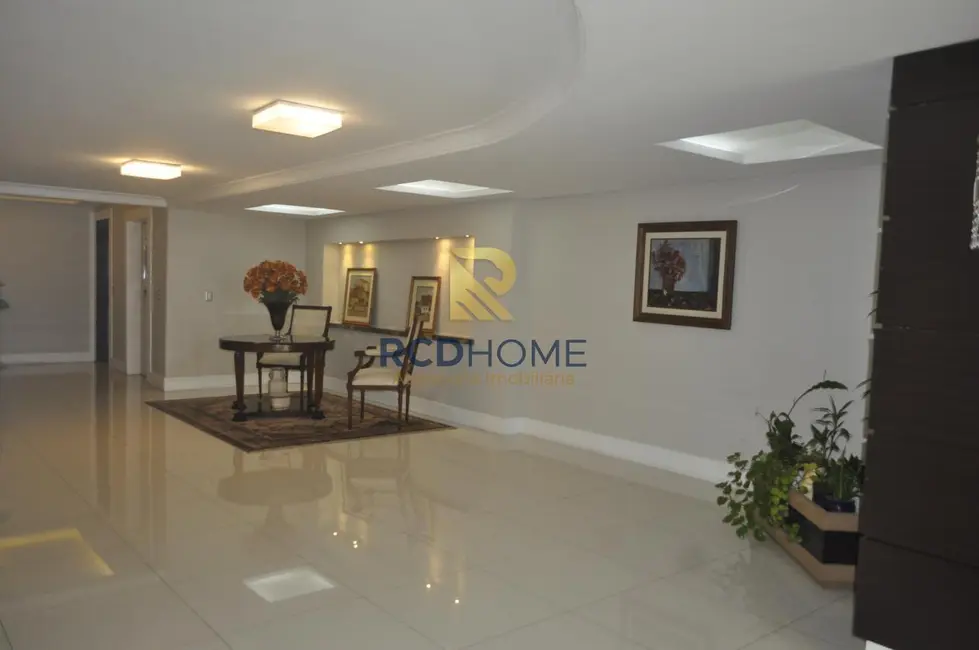 Foto 7 de Apartamento com 4 quartos à venda, 300m2 em Curitiba - PR