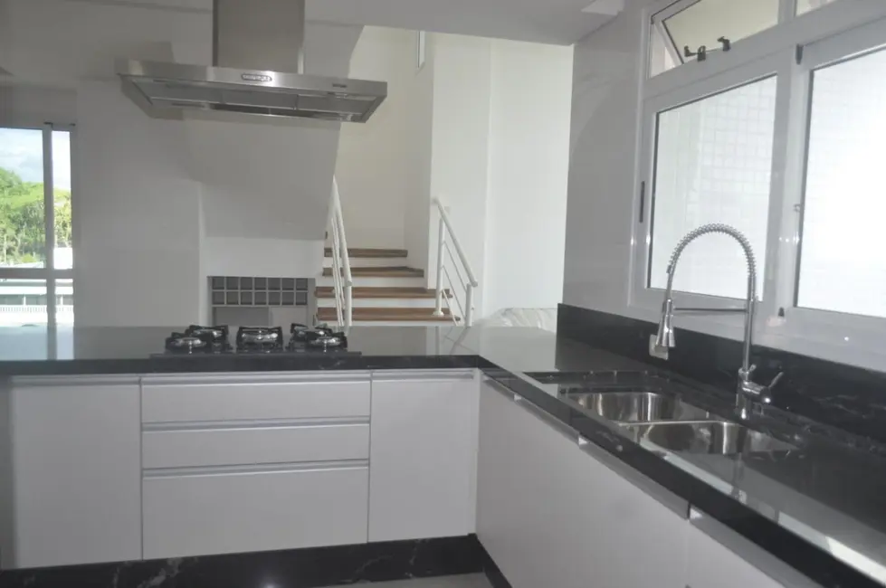 Foto 4 de Cobertura com 2 quartos à venda, 130m2 em Curitiba - PR