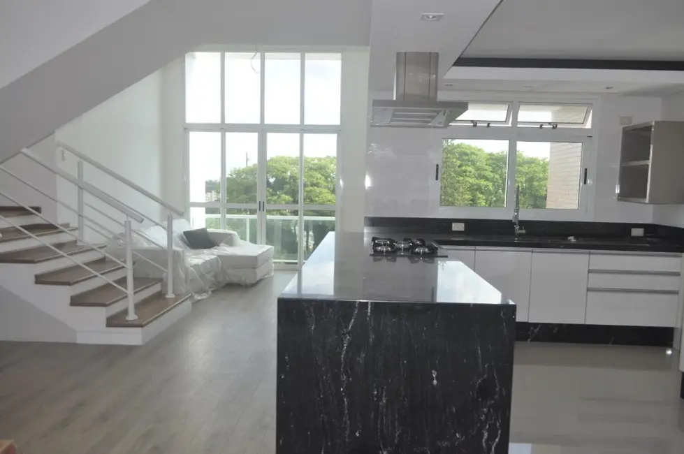 Foto 6 de Cobertura com 2 quartos à venda, 130m2 em Curitiba - PR