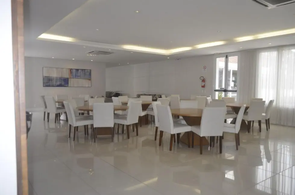 Apartamento com 3 quartos à venda, 105m2 em Curitiba - PR - imagem 7 Foto 7 de Apartamento com 3 quartos à venda, 105m2 em Curitiba - PR