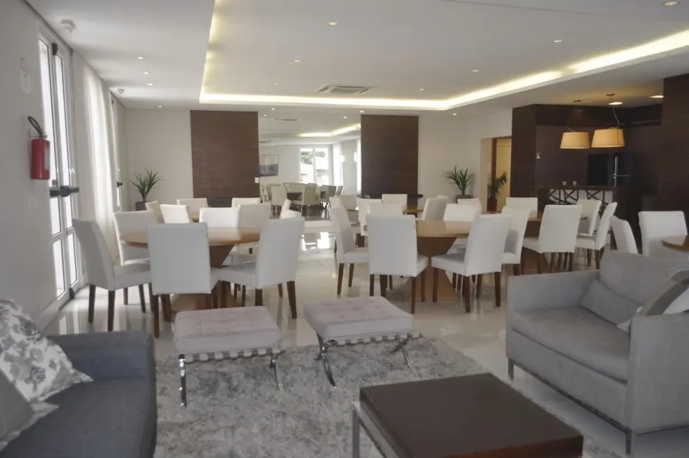 Apartamento com 3 quartos à venda, 105m2 em Curitiba - PR - imagem 6 Foto 6 de Apartamento com 3 quartos à venda, 105m2 em Curitiba - PR