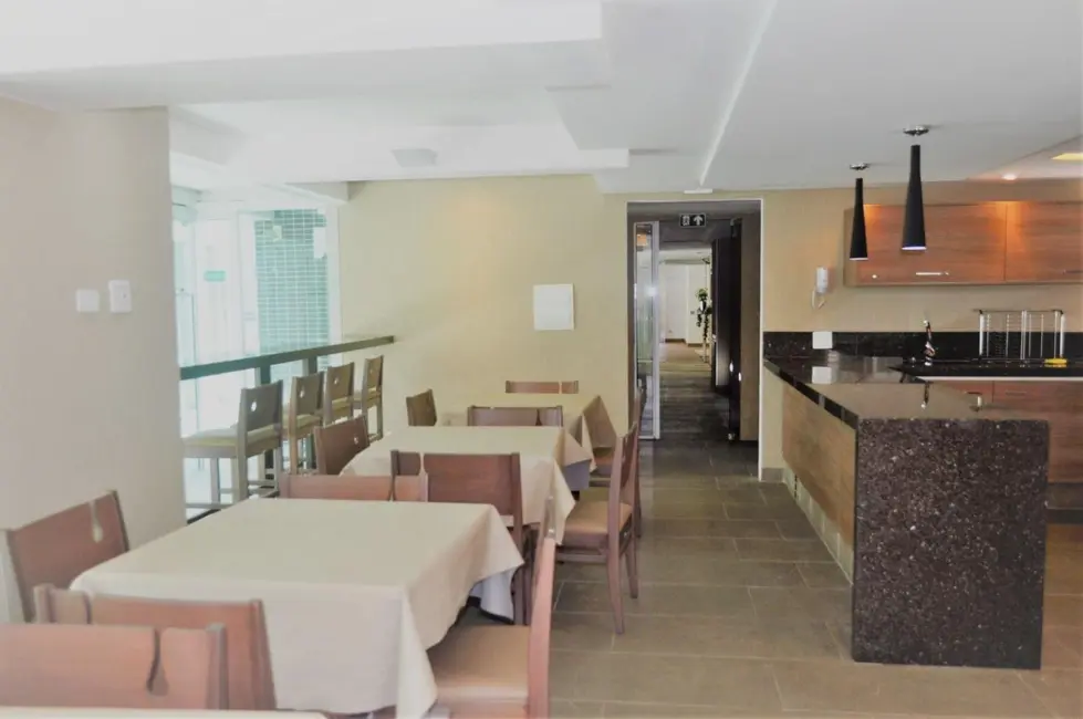 Foto 3 de Cobertura com 2 quartos à venda, 95m2 em Curitiba - PR