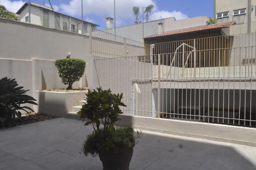 Apartamento com 3 quartos à venda, 91m2 em Curitiba - PR - imagem 9 Foto 9 de Apartamento com 3 quartos à venda, 91m2 em Curitiba - PR