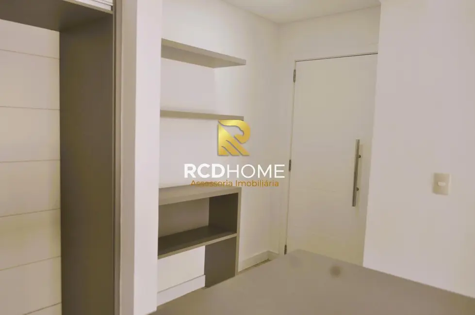 Foto 5 de Apartamento com 2 quartos à venda, 77m2 em Curitiba - PR