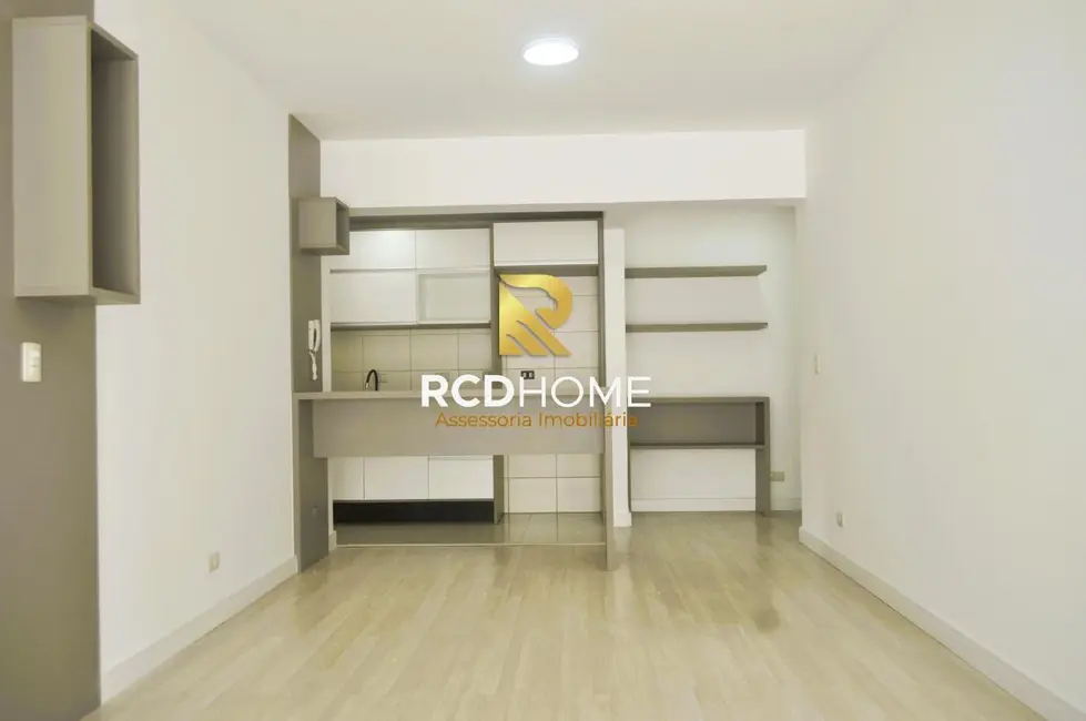 Foto 7 de Apartamento com 2 quartos à venda, 77m2 em Curitiba - PR