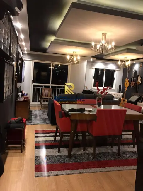 Apartamento com 2 quartos à venda, 87m2 em Curitiba - PR - imagem 7 Foto 7 de Apartamento com 2 quartos à venda, 87m2 em Curitiba - PR