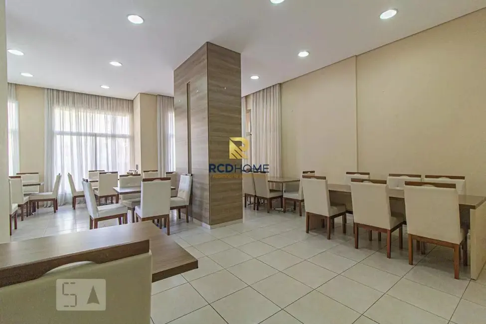 Foto 9 de Apartamento com 2 quartos à venda, 61m2 em Curitiba - PR