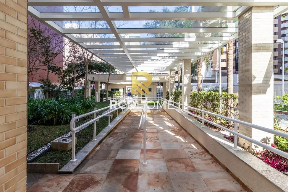 Foto 3 de Apartamento com 2 quartos à venda, 61m2 em Curitiba - PR