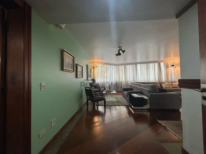 Apartamento com 4 quartos à venda, 273m2 em Curitiba - PR - imagem 1 Foto 1 de Apartamento com 4 quartos à venda, 273m2 em Curitiba - PR