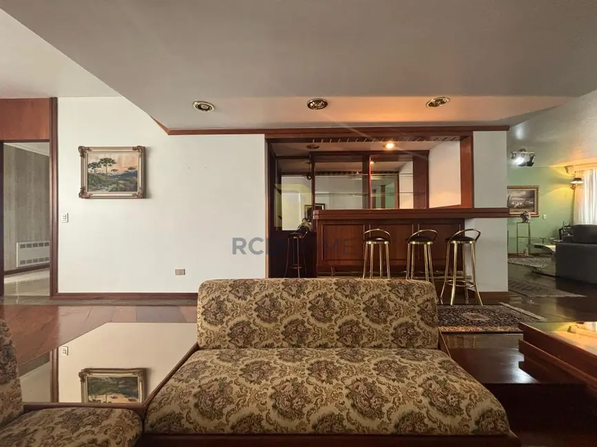 Apartamento com 4 quartos à venda, 273m2 em Curitiba - PR - imagem 5 Foto 5 de Apartamento com 4 quartos à venda, 273m2 em Curitiba - PR