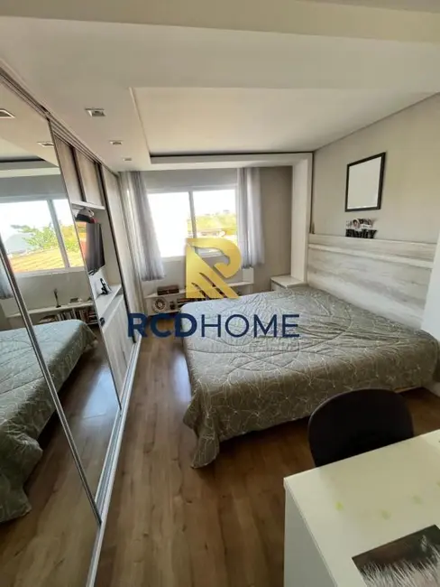 Foto 2 de Casa com 3 quartos à venda, 140m2 em Curitiba - PR