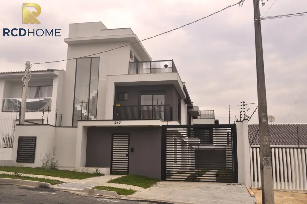 Casa de Condomínio com 3 quartos à venda, 193m2 em Curitiba - PR - imagem 1 Foto 1 de Casa de Condomínio com 3 quartos à venda, 193m2 em Curitiba - PR