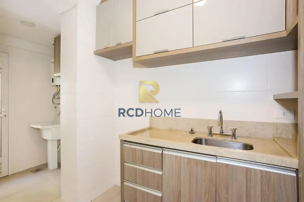 Apartamento com 2 quartos à venda, 56m2 em Curitiba - PR - imagem 3 Foto 3 de Apartamento com 2 quartos à venda, 56m2 em Curitiba - PR