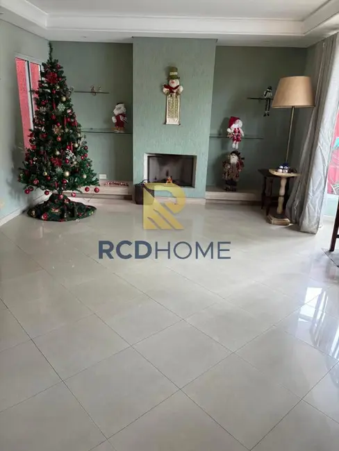 Casa de Condomínio com 3 quartos à venda, 240m2 em Curitiba - PR - imagem 8 Foto 8 de Casa de Condomínio com 3 quartos à venda, 240m2 em Curitiba - PR