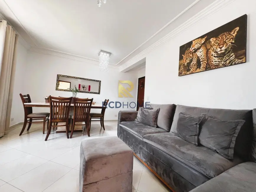 Foto 3 de Casa com 4 quartos à venda, 151m2 em Curitiba - PR