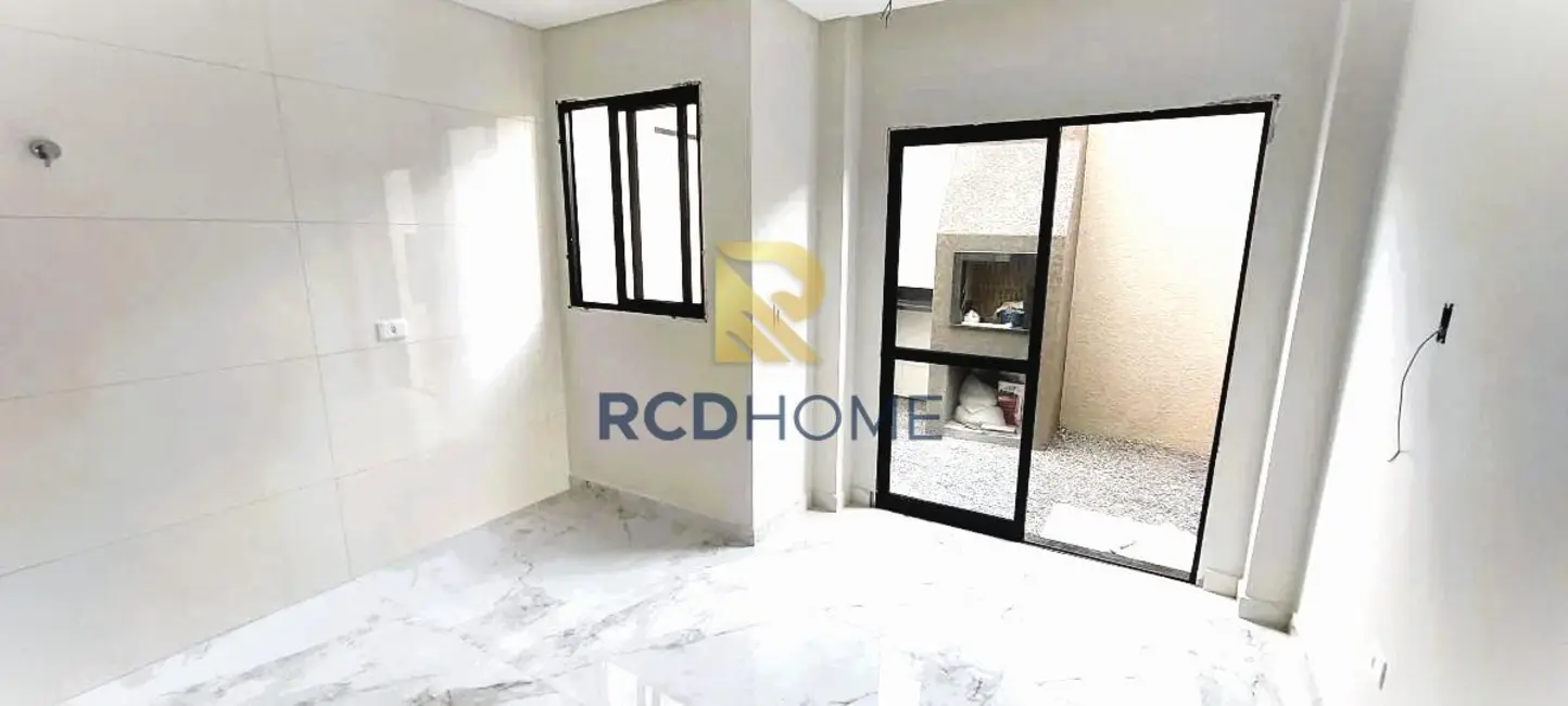 Casa de Condomínio com 3 quartos à venda, 146m2 em Curitiba - PR - imagem 4 Foto 4 de Casa de Condomínio com 3 quartos à venda, 146m2 em Curitiba - PR