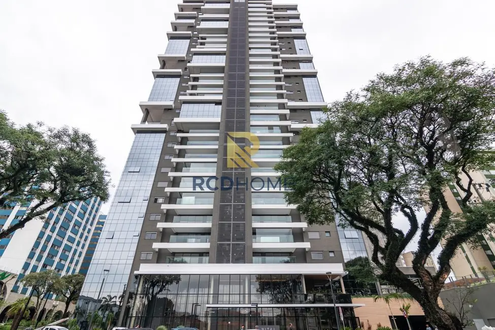 Apartamento com 3 quartos à venda, 138m2 em Curitiba - PR - imagem 2 Foto 2 de Apartamento com 3 quartos à venda, 138m2 em Curitiba - PR