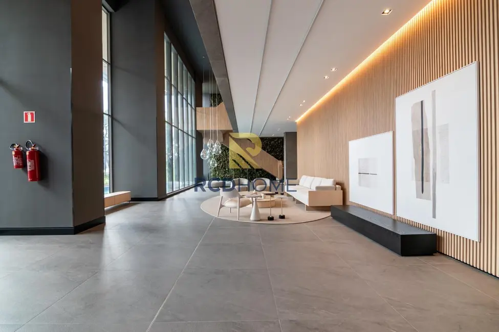 Apartamento com 3 quartos à venda, 138m2 em Curitiba - PR - imagem 5 Foto 5 de Apartamento com 3 quartos à venda, 138m2 em Curitiba - PR