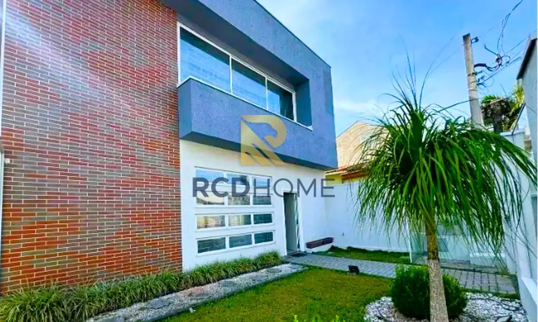 Casa Comercial à venda, 124m2 em Curitiba - PR - imagem 2 Foto 2 de Casa Comercial à venda, 124m2 em Curitiba - PR