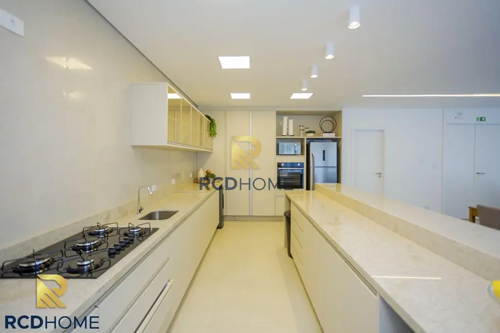 Apartamento com 3 quartos à venda, 128m2 em Curitiba - PR - imagem 5 Foto 5 de Apartamento com 3 quartos à venda, 128m2 em Curitiba - PR