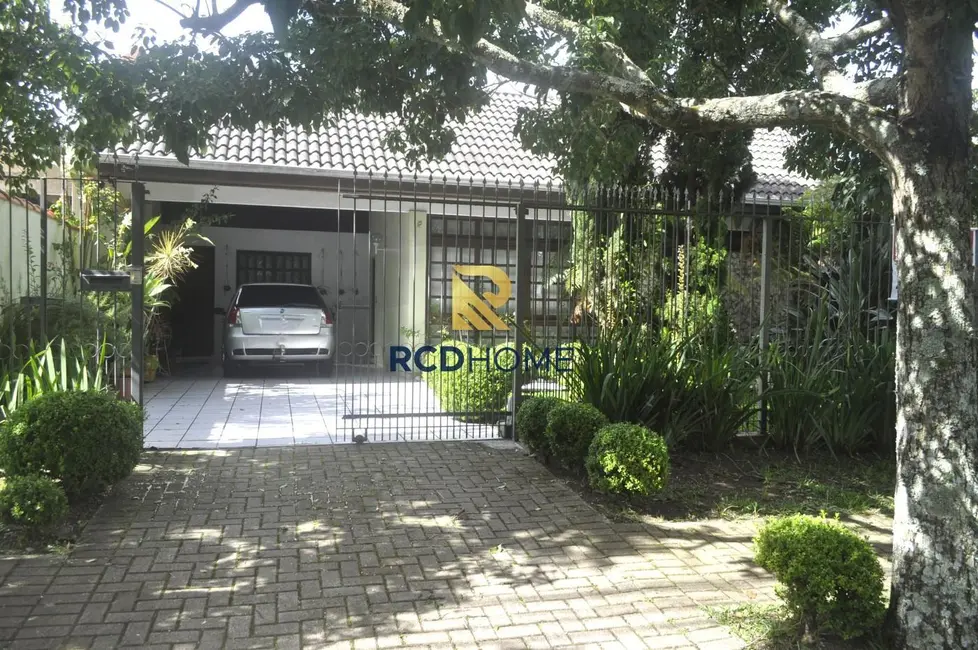 Foto 4 de Casa com 5 quartos à venda, 174m2 em Curitiba - PR