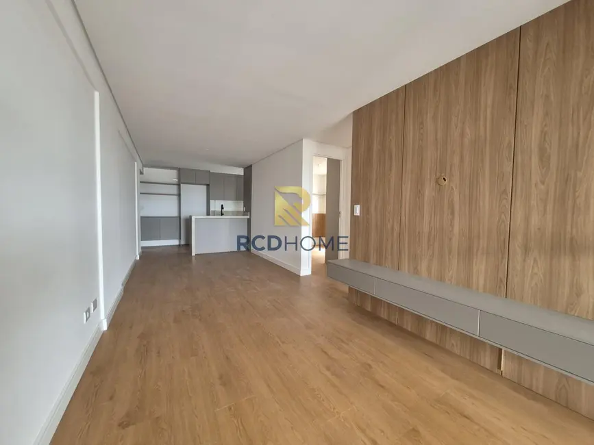 Apartamento com 2 quartos à venda, 74m2 em Curitiba - PR - imagem 4 Foto 4 de Apartamento com 2 quartos à venda, 74m2 em Curitiba - PR