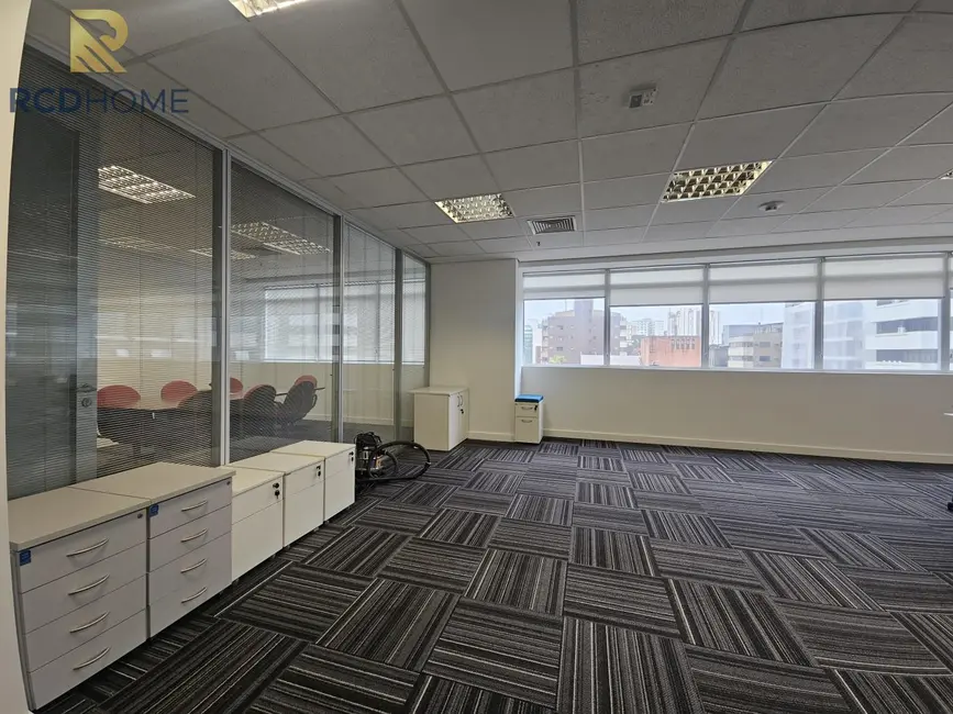 Foto 16 de Sala Comercial para alugar em Curitiba - PR