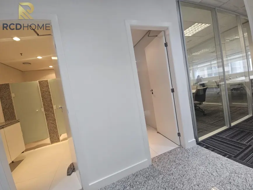 Foto 26 de Sala Comercial para alugar em Curitiba - PR