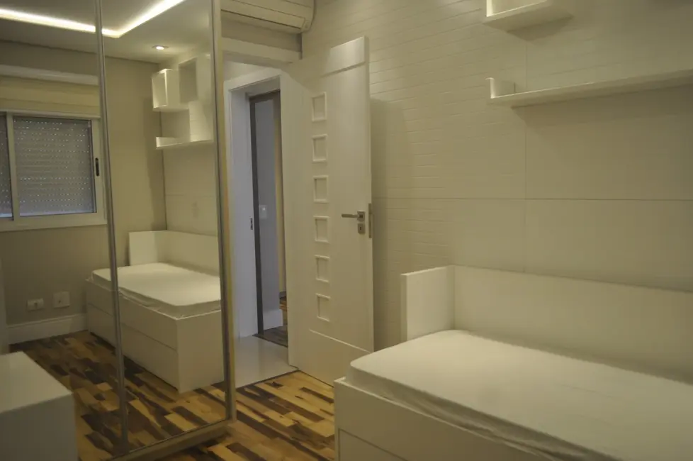 Foto 8 de Cobertura com 3 quartos à venda, 183m2 em Curitiba - PR