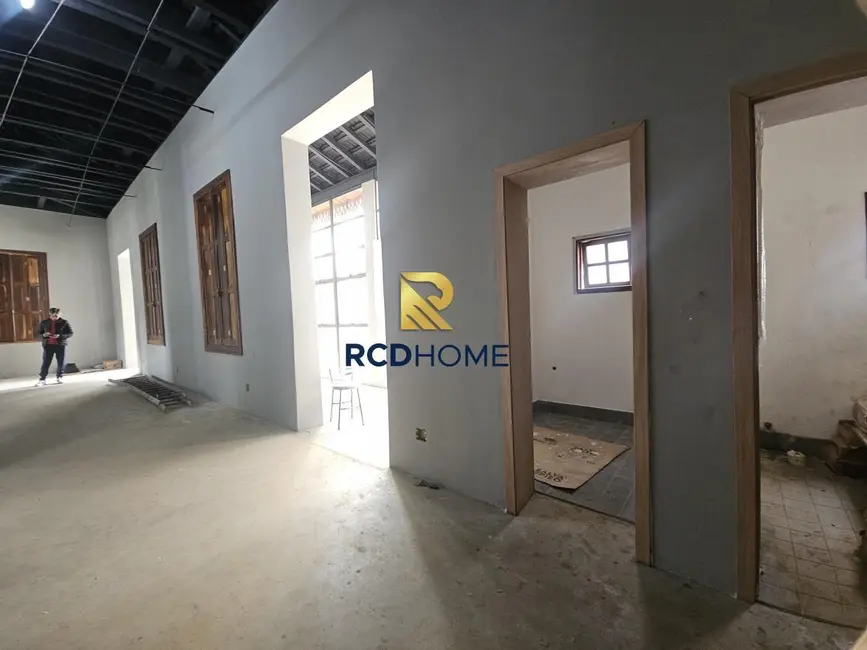 Foto 3 de Loja para alugar, 332m2 em Curitiba - PR