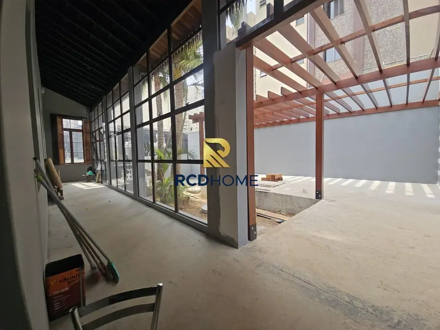 Foto 4 de Loja para alugar, 332m2 em Curitiba - PR