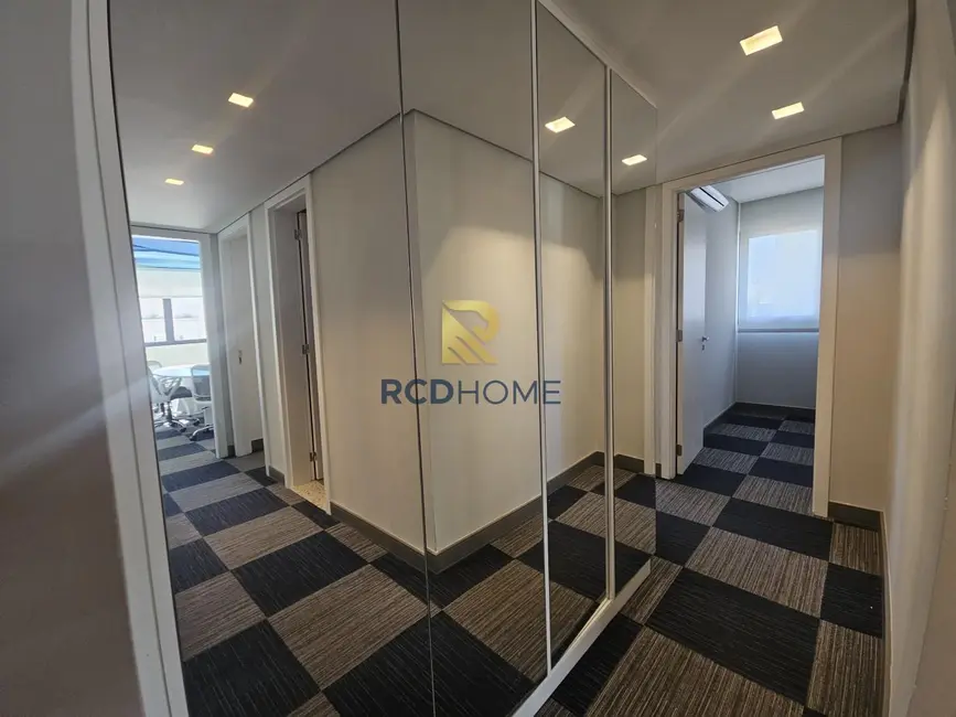 Foto 3 de Sala Comercial para alugar, 173m2 em Curitiba - PR