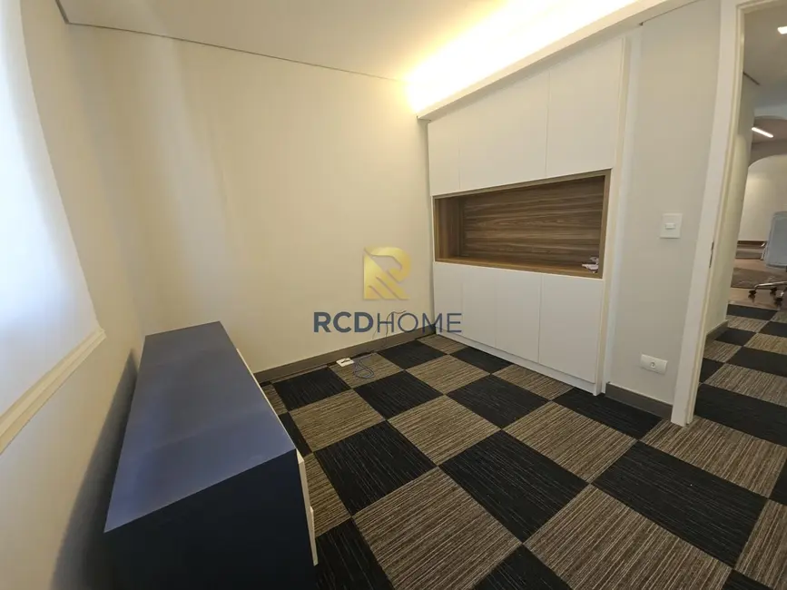 Foto 9 de Sala Comercial para alugar, 173m2 em Curitiba - PR