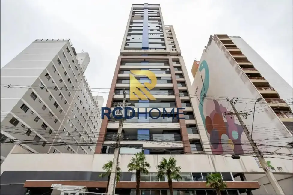 Loja com 1 quarto à venda, 33m2 em Curitiba - PR - imagem 1 Foto 1 de Loja com 1 quarto à venda, 33m2 em Curitiba - PR