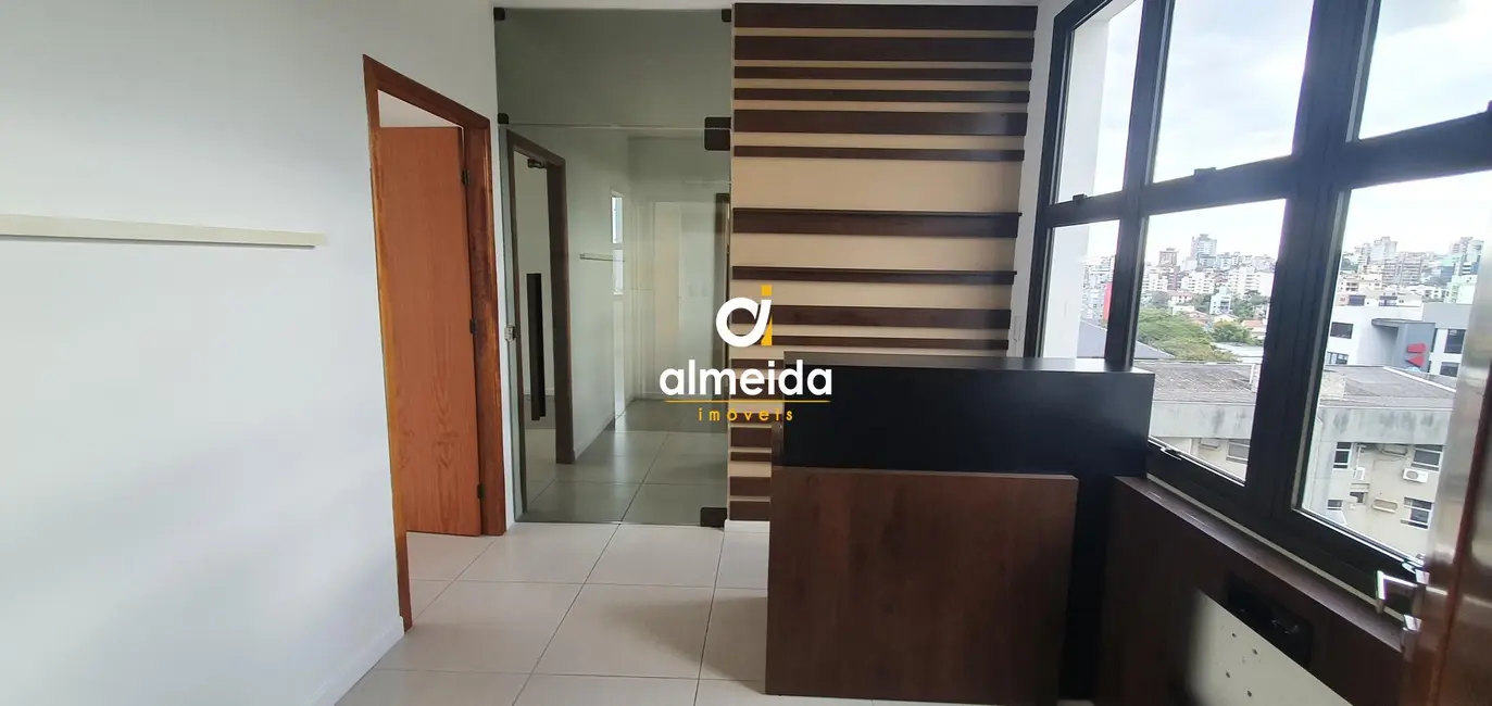 Foto 1 de Sala Comercial com 3 quartos para alugar, 68m2 em Nossa Senhora de Lourdes, Santa Maria - RS