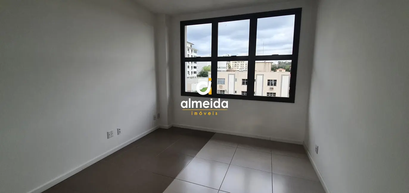 Foto 6 de Sala Comercial com 3 quartos para alugar, 68m2 em Nossa Senhora de Lourdes, Santa Maria - RS