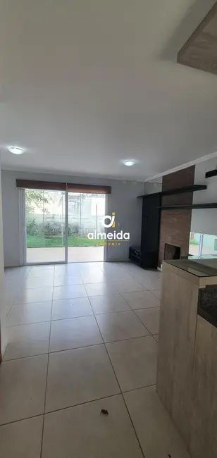 Foto 2 de Casa com 3 quartos à venda, 146m2 em São José, Santa Maria - RS